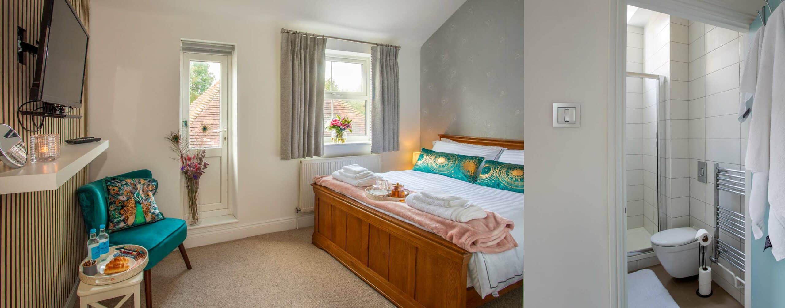 Roebuck_Banners 2800x1100_B&B_3_ Kerala